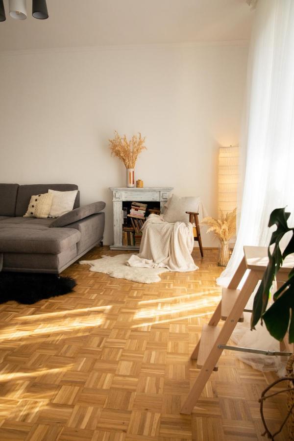 Firpo Apartman Eger Exterior foto